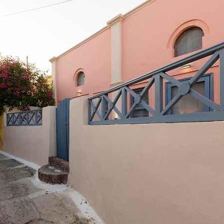 St.Mammas Traditional Apartment Mesaria Bagian luar foto